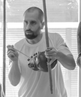 Entrena Capoeira con Instructor Lambari